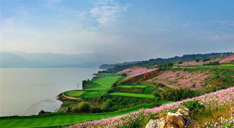 Kunming Spring City Golf & Lake Resort