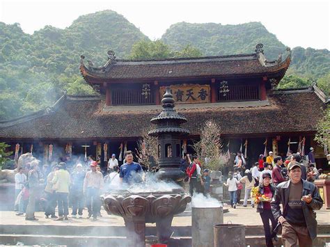 Perfume Pagoda Festival 2024: Things to Know Before You Go!