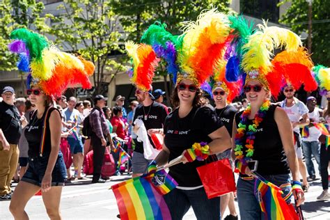 Photos: Seattle celebrates at 2016 Pride Parade | Seattle Refined