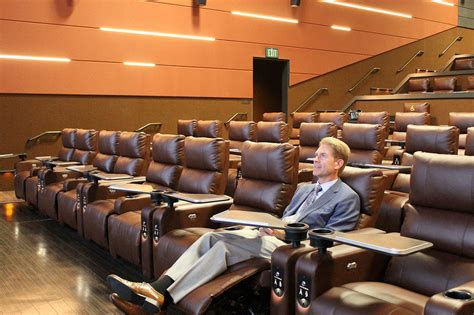 Bellevue’s Cinemark Reserve Lincoln Square creates a new way to watch movies | Bellevue Reporter