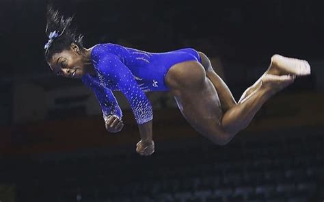 Pin de nataska taylor en cheerleaders | Gimnastas, Mujeres