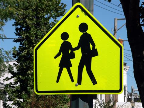 Crosswalk Sign Free Photo Download | FreeImages