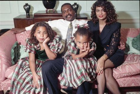 knowles family - Google Search | Beyonce sister, Young celebrities ...