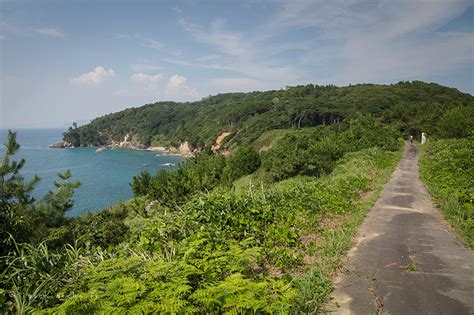 POSTCARDS FROM TASHIROJIMA - S Marks The Spots