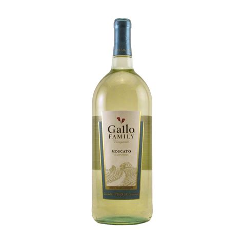 Gallo Family Vineyards Moscato 1.5L - Elma Wine & Liquor