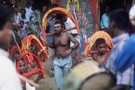 Katharagama Festival - Marvellous Sri Lanka