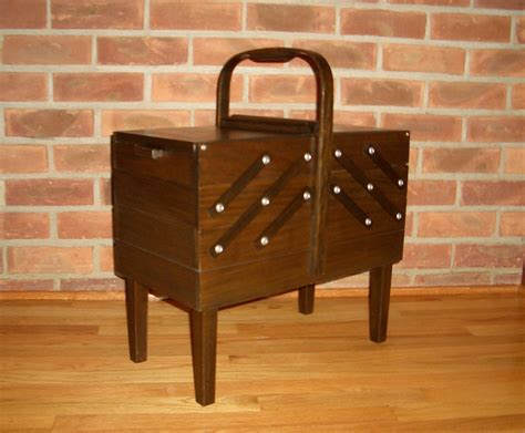 Mid Century Singer Large Wooden Sewing Box