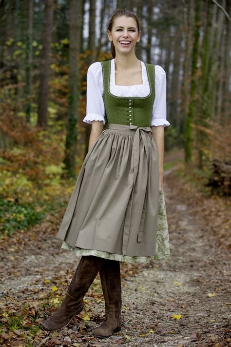 Tostmann Trachten: Dirndl classics | Traditional german clothing, German traditional dress ...