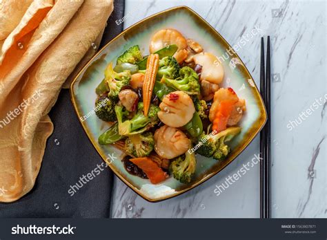 Szechuan Stir Fried Scallops Chinese Vegetables Stock Photo 1563807871 ...