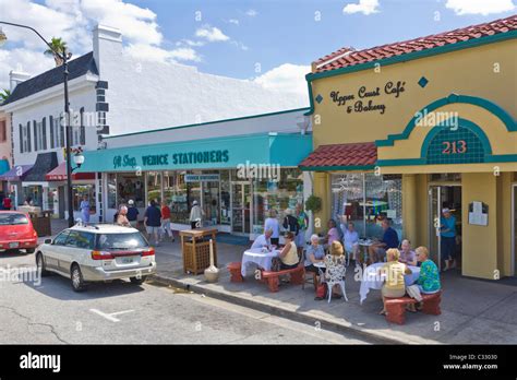 West Venice Avenue shopping area in Venice Florida Stock Photo - Alamy