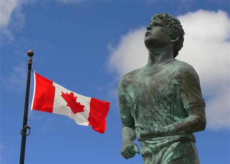 Terry Fox Biography, Story, Wiki, Age, Girlfriend, Family, Quotes, Facts, Mother, Father ...