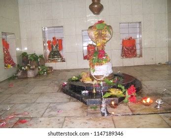 Стоковая фотография 1147189346: Shivling Lord Shiva Temple | Shutterstock