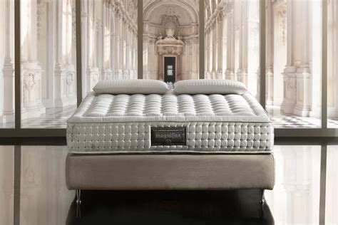 Virtuoso 12 Mattress by Magniflex • room service 360°