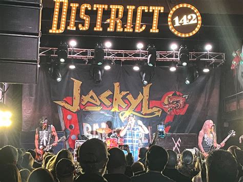 District 142 In Wyandotte Becomes The Jackyl Bar And Grill - Pictures