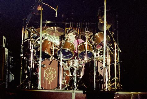 Rush "Permanent Waves" Tour Pictures - Memorial Arena - Victoria ...