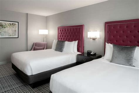 The Axis Moline Hotel Tapestry Collection by Hilton Moline | Bookonline.com