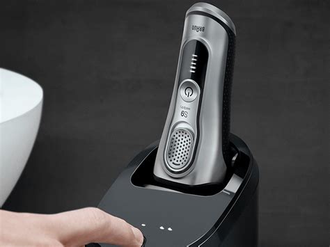 Braun Series 9 electric shavers work for a month on a single charge