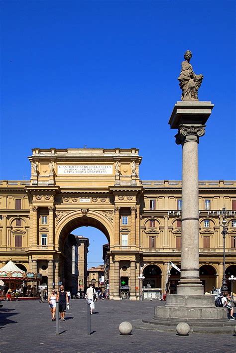 Piazza della Repubblica, Florence