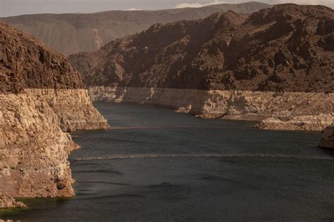 Colorado River: California, Arizona and Nevada back deal on water cuts