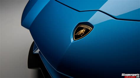 10 2018 lamborghini aventador s roadster lamborghini logo close up ...