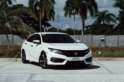 2018 Honda Civic RS Turbo Review (With Video) - Go Flat Out PH