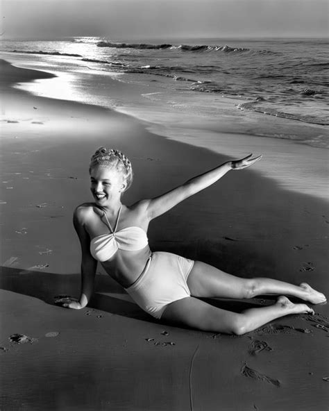 Marilyn Monroe RARE Photo on Beach C. 1946 Black & White - Etsy Australia