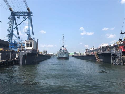 USS Slater (it’s a museum!) finally sets sail from Staten Island ...