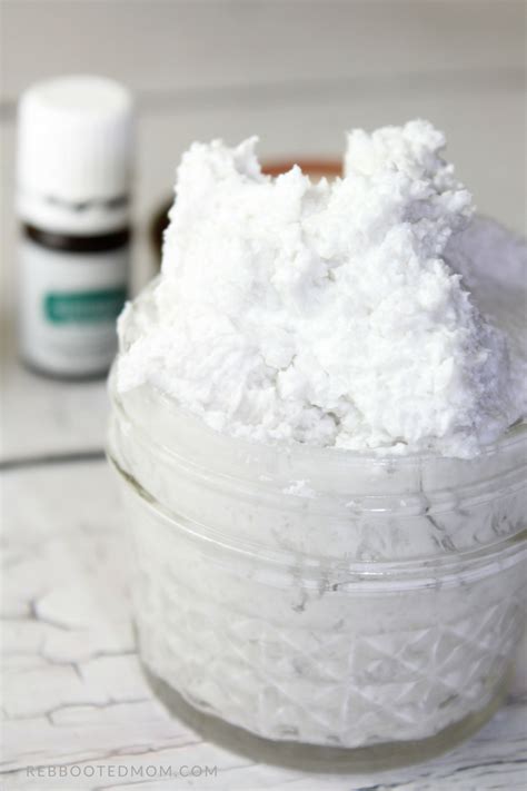 Homemade Remineralizing Toothpaste Recipe | Besto Blog