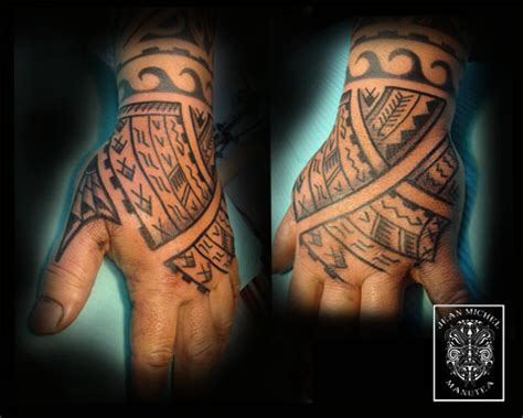 tatouage polynesien : Samoan inspired tattoo