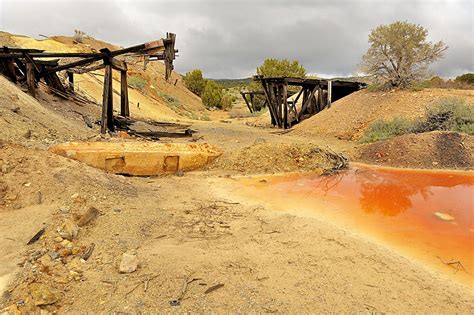 500,000 Abandoned Mines In US Are Like Ticking Time Bombs - Earth.com