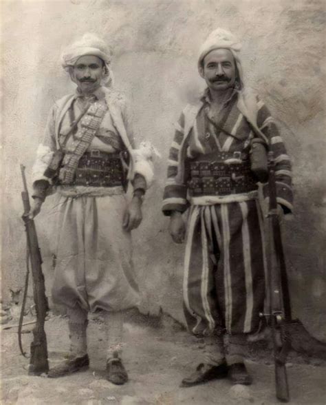 Du Pêşmerge - Bajarê Koye - Başûrê Kurdistan, 1963 in 2023 | Kurdistan, Old photos, The kurds