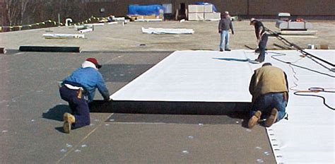 Installation Tips and Guidelines for roofers from TPO manufacturers