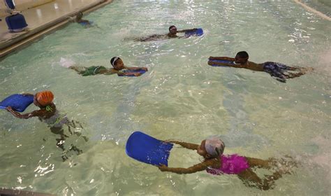 NWI organization aims to teach more black kids to swim | Fitness | nwitimes.com