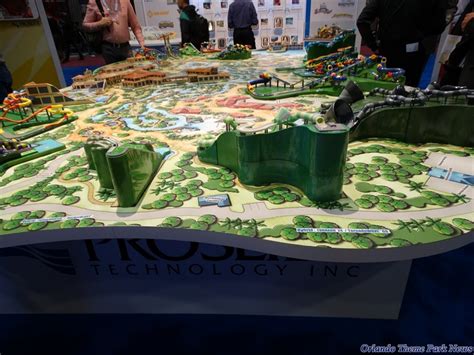 A Look Back at the 2016 IAAPA Attractions Expo (PHOTOS) - Orlando Theme Park News