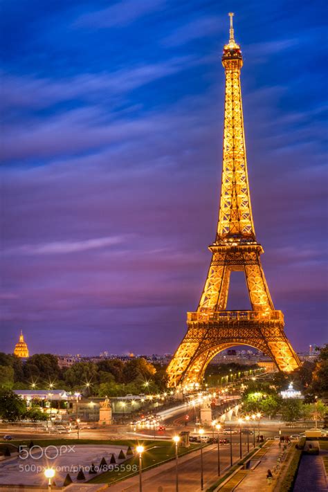 Eiffel Tower Sunset by Joshua Gunther / 500px