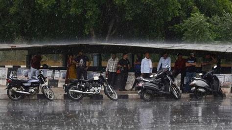 Expect more rain, gusty winds in Gurugram, says IMD - Hindustan Times