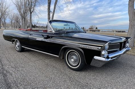 1963 Pontiac Bonneville 389 Tri-Power Convertible 4-Speed for sale on BaT Auctions - sold for ...