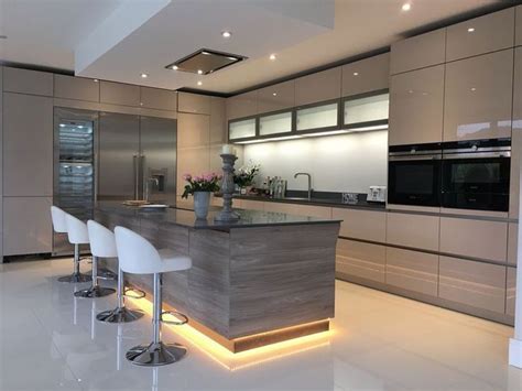 50 Stunning Modern Kitchen Design Ideas | Interior design kitchen ...