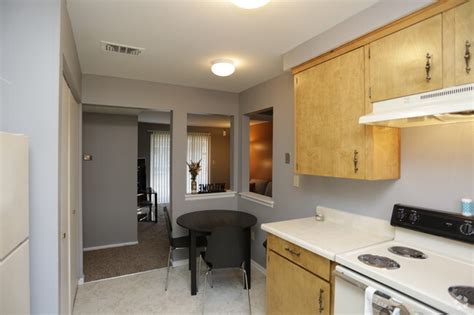 Parkville Place Apartments - Parkville, MO | Apartments.com