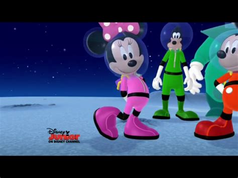 Mickey Mouse Clubhouse Space Captain Donald Rocket Ship