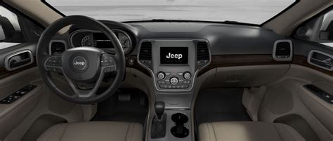 2018 Jeep Grand Cherokee Interior Gallery