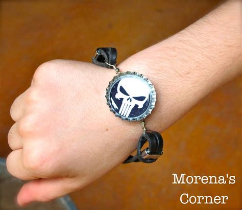 Bottle Cap Bracelet (Superhero Version!) - Morena's Corner