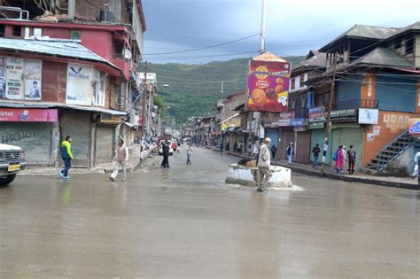 Separatist shutdown affects life in Baramulla district