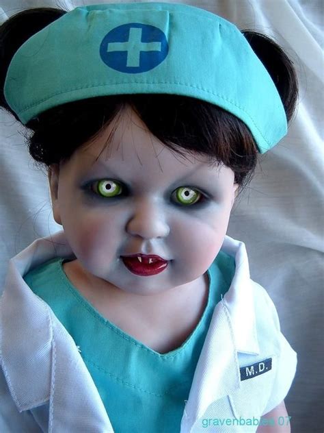 Halloween Doll, Zombie Halloween, Creepy Old Photos, Twist Toys, Creepy ...