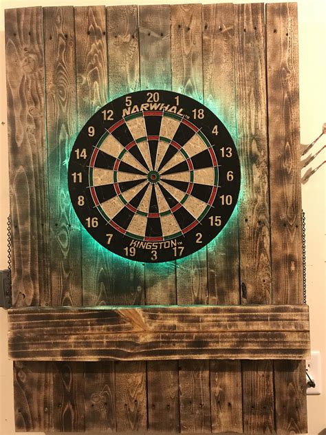 Pin by Pepe Rosles on Closet rusticos | Dart board wall, Dart board, Dart board backboard