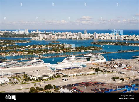 Miami harbor Stock Photo: 28816690 - Alamy