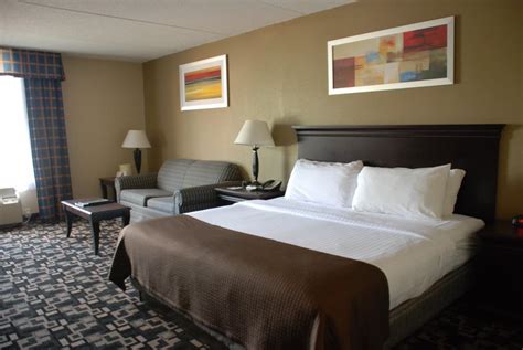 Hotels in Winona MN, Winona MN Hotels, Plaza Hotel Winona MN