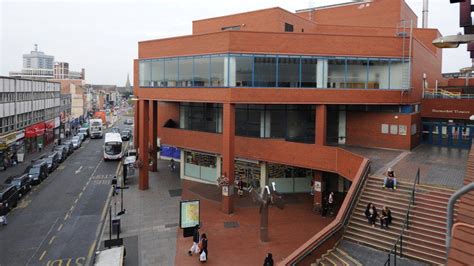 Leicester Haymarket Theatre 'could reopen' - BBC News