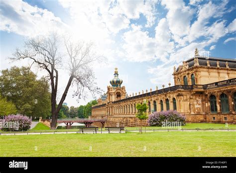 Park and outer view of the Dresden art gallery Stock Photo - Alamy