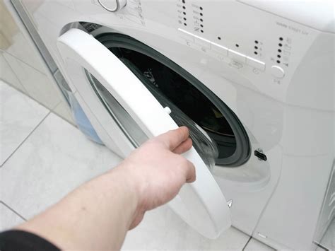 How to Stop the Moldy Smell in Clothes from a Front Loader Washing Machine